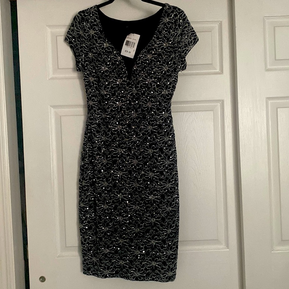 Cocktail dress size 6 NWT
